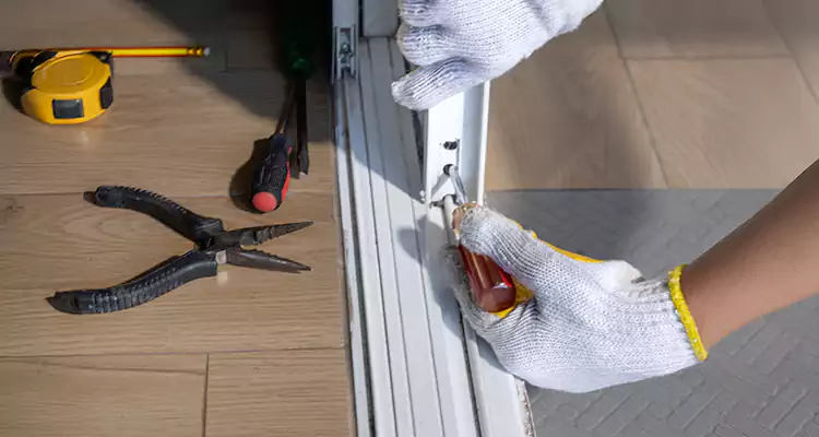 Closet Sliding Door Track Repair in Palm Bay, FL